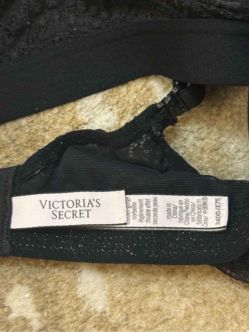 Victoria’s Secret Lightly Lined Demi Bra Black Lace Logo Band 34DD - Picture 6 of 11